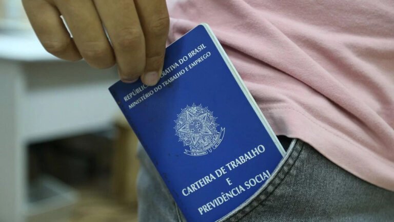 Read more about the article Quem opta pelo saque-aniversário perde o seguro-desemprego?
