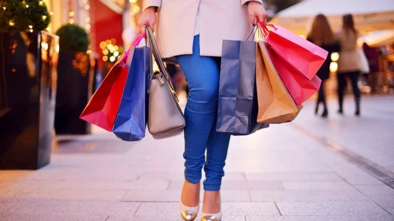 Read more about the article Aproveite o Saque Aniversário para fazer as compras do fim de ano